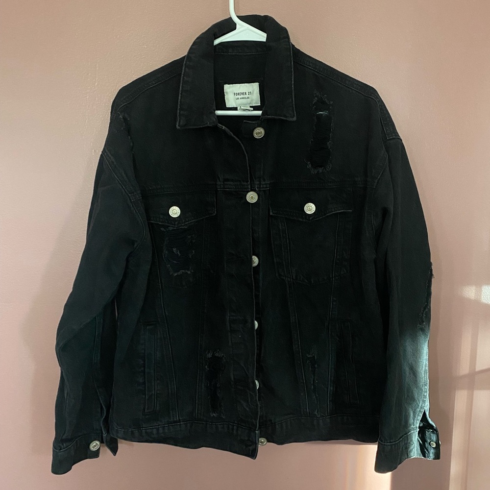 Forever21 Distressed Denim Trucket Jacket in Black